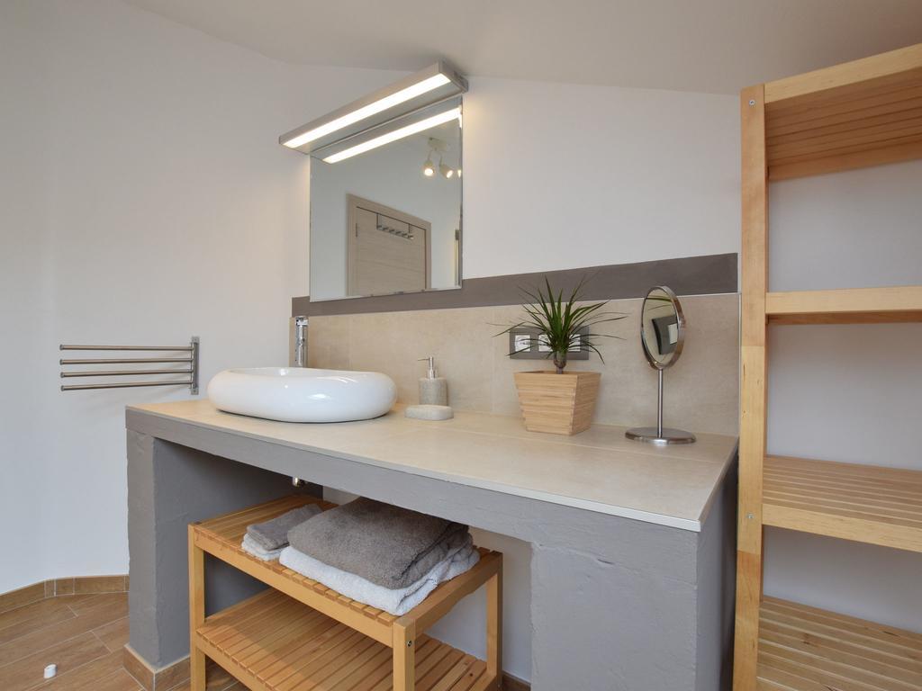 Modern Holiday Home In Bastogne With Fenced Garden מראה חיצוני תמונה